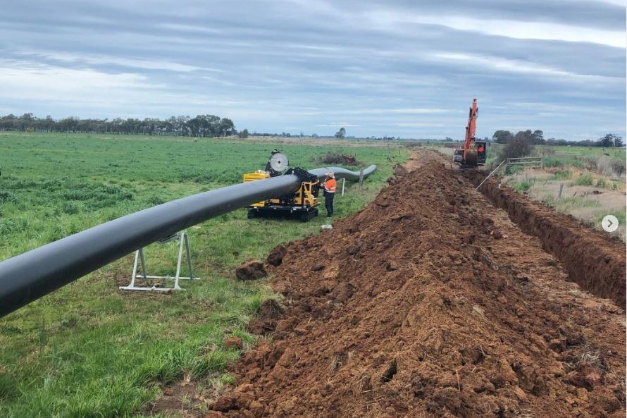 630 Welder In Field With Wp Pumps